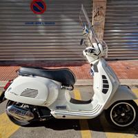 Piaggio Vespa 125 GTS Super - 2022