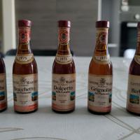 Bottigliette di alcolici mignon da collezione