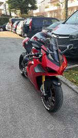 Ducati Panigale V4S