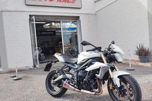 Triumph Street Triple 675