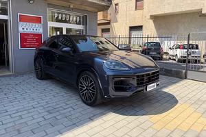 Porsche Cayenne Coupé 3.0 V6 E-Hybrid