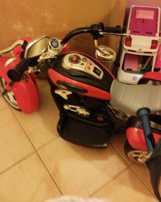  moto giocattolo