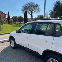 VW Tiguan 2.0 TDI 4MotionDSG Tagliandi Certificati