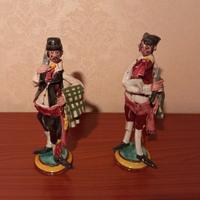 2 statuette in ceramica di Sciacca altezza 25 cm