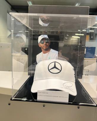 Cappello autografato Lewis Hamilton Mercedes
