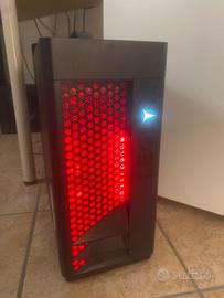 Pc da gaming + monitor + controller e periferiche