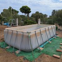 piscina 4 x 2  usata
