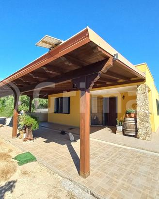 Villa o villino Melissano [125contradacoloniVRG]