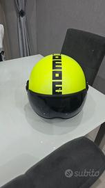 casco momo design giallo fluo con visiera nera