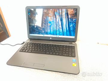 PC portatile HP i7 Windows 11 Pro SSD GeForce 820M