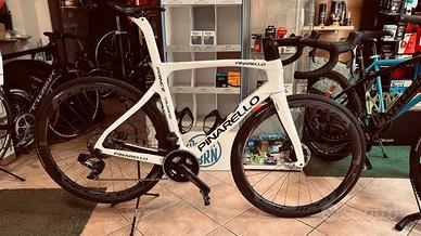 bicicletta da corsa Pinarello 