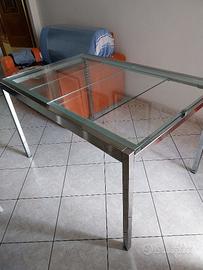 tavolo in vetro