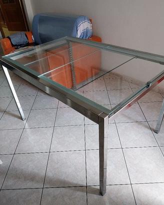 tavolo in vetro