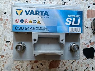 Batteria Auto - Varta  C30 - 54Ah 530A