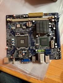 Scheda madre  LGA 775