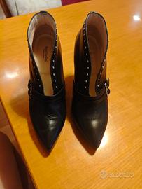 NeroGiardini pelle nera con borchie n. 38