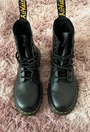Dr. Martens 1460 Smooth Black.