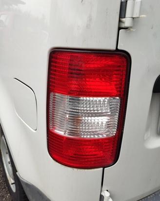 Fanale post sx VOLKSWAGEN CADDY del 2008