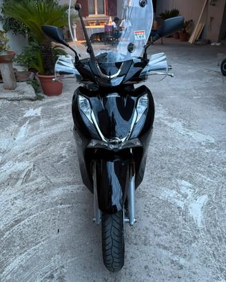 Honda SH 350 2023