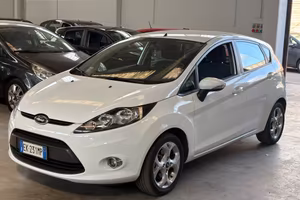 Ford Fiesta 1.2 82 CV 5 porte Titanium