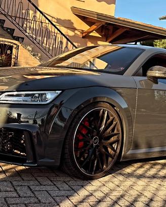 Audi tt allestimento rs stage 3