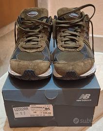 NEW BALANCE 2002R 