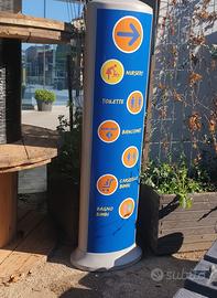 Totem informativo o pubblicitario per arredo 