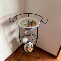 Lavamani antico con set in ceramica