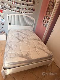 Letto alla Francese