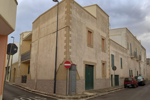 Palazzotto a pochi km da Castro