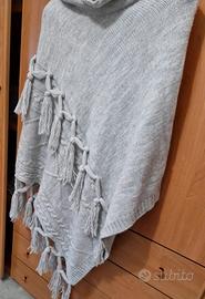 poncho da donna con frange 