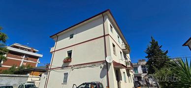 TRILOCALE CON GARAGE PESCARA