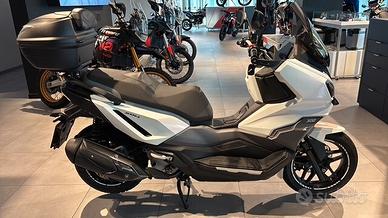 Sym ADX 300