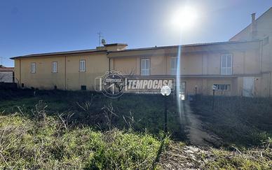 Stabile - Palazzo a Caserta Via Congrega 10 locali