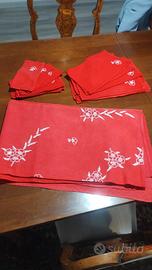 tovaglia di lino rosso 