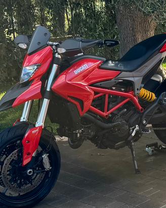 Ducati Hypermotard 821