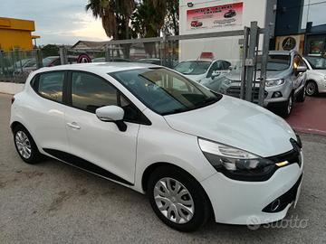 RENAULT - Clio - 1.5 dCi 8V 75 CV 5p. - NEOPATENTA