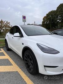 Tesla Model Y Long Range 100.000KM del 2022