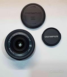 Obiettivo Olympus 14-42 EZ f/3.5-5.6