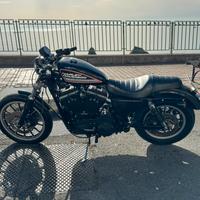 Harley Davidson 883 R