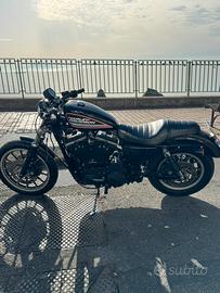 Harley Davidson 883 R
