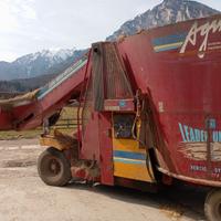 Carro miscelatore unifeed semovente agm