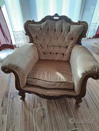 Coppia di poltrone in buono stato