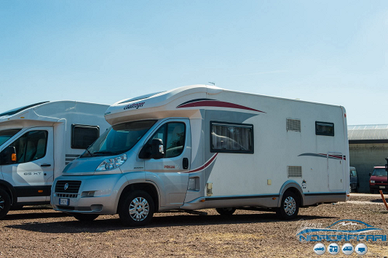 Camper semi-integrale Challenger