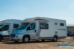 Camper semi-integrale Challenger
