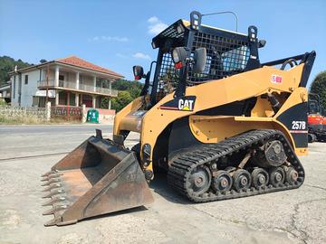 Skid loader cingolato CATERPILLAR 257B