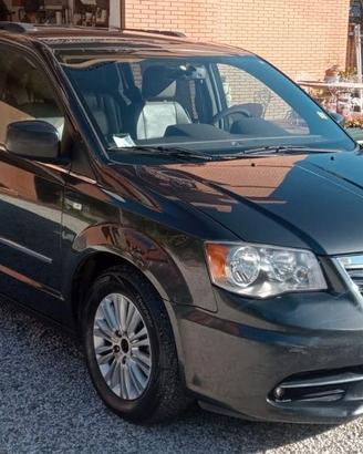Lancia Voyager 2.8 Platinum