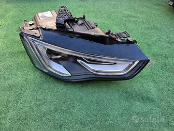 AUDI A5 8T0 Restyling BI-XENON Faro Fanale Destro 