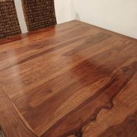 tavolo quadrato in legno 