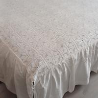 Copriletto all'uncinetto 